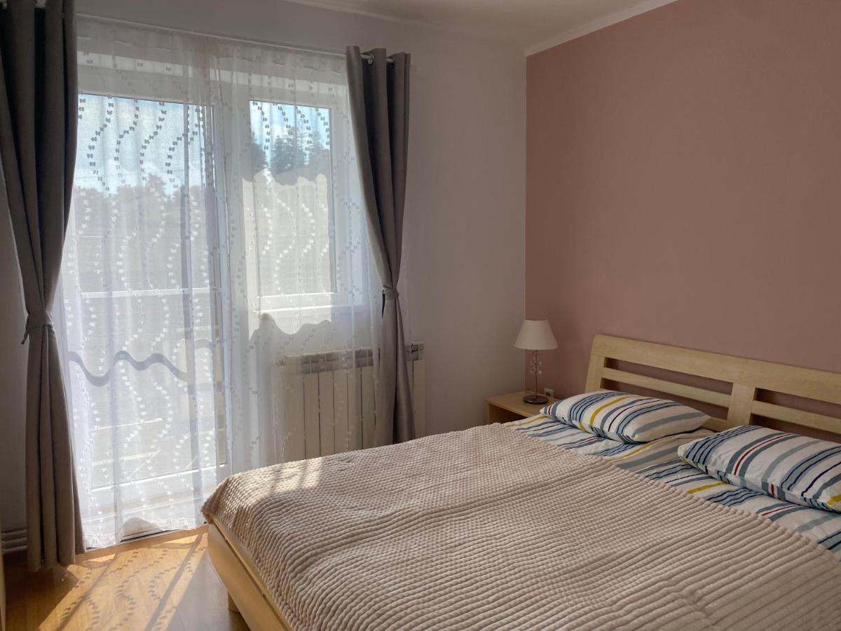 Sendy Apartman 2 Apartment Sfantu Gheorghe  Exterior photo